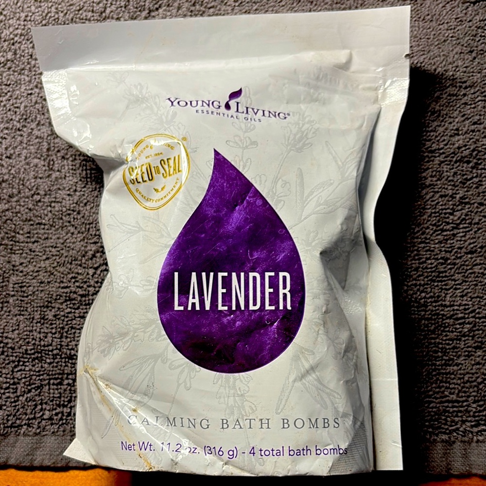 Young Living Lavender Calming Bath Bombs - Purple